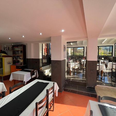 Hotel Bar Restaurant Mete Peshkepi Dış mekan fotoğraf