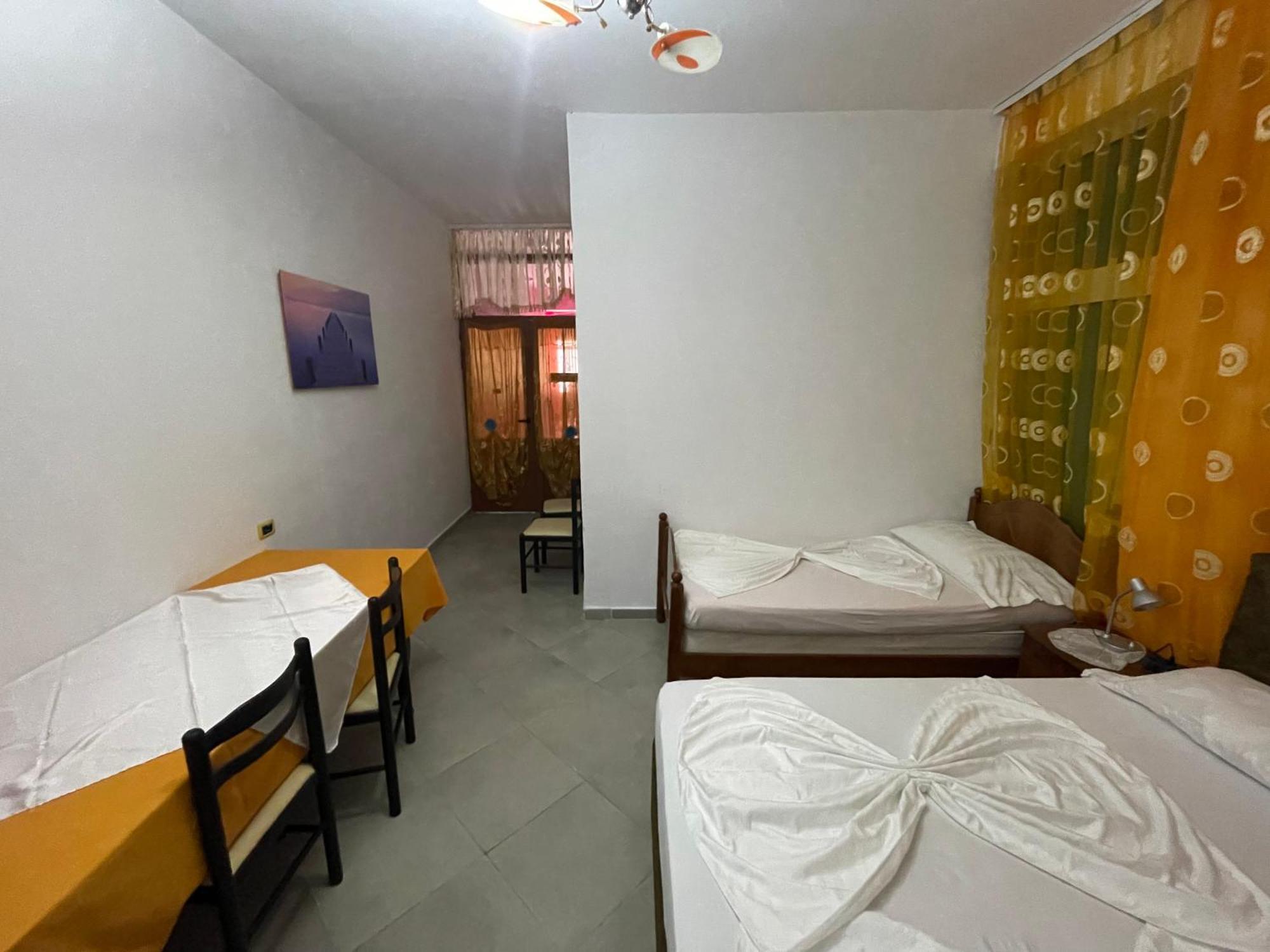 Hotel Bar Restaurant Mete Peshkepi Dış mekan fotoğraf