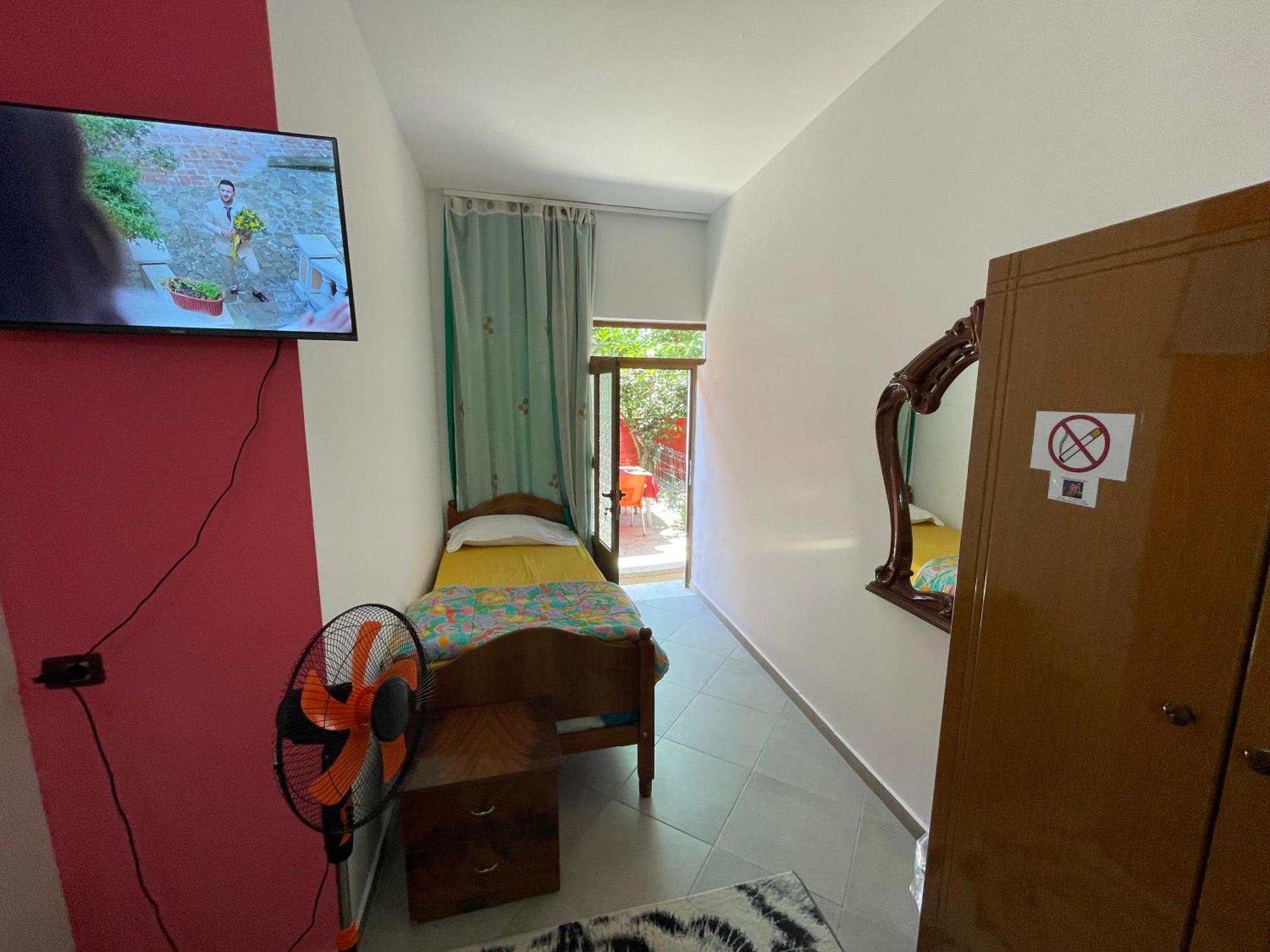Hotel Bar Restaurant Mete Peshkepi Dış mekan fotoğraf