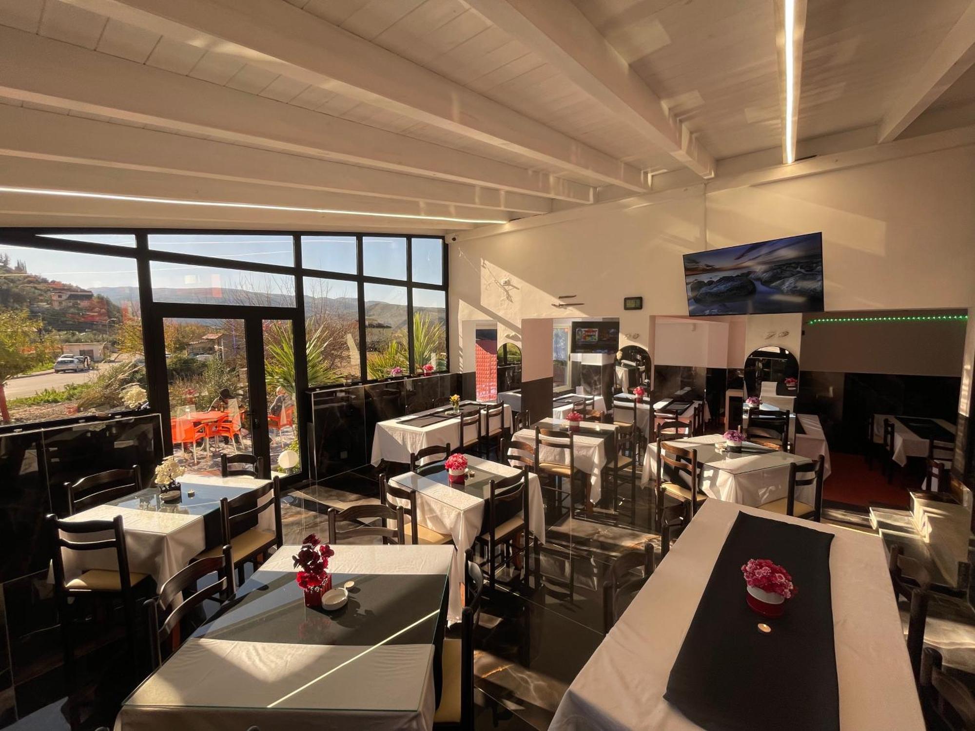 Hotel Bar Restaurant Mete Peshkepi Dış mekan fotoğraf
