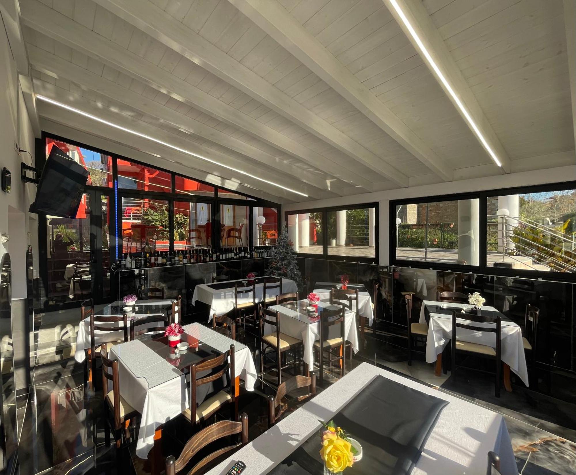 Hotel Bar Restaurant Mete Peshkepi Dış mekan fotoğraf